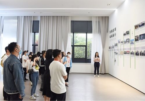 古老文化與現代產業擦出時代火花 融媒體采訪團感受 經開厚度 和 經開速度